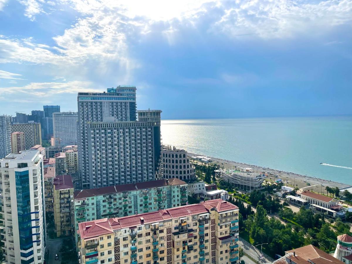 Hellobatumi Aparthotel Kültér fotó