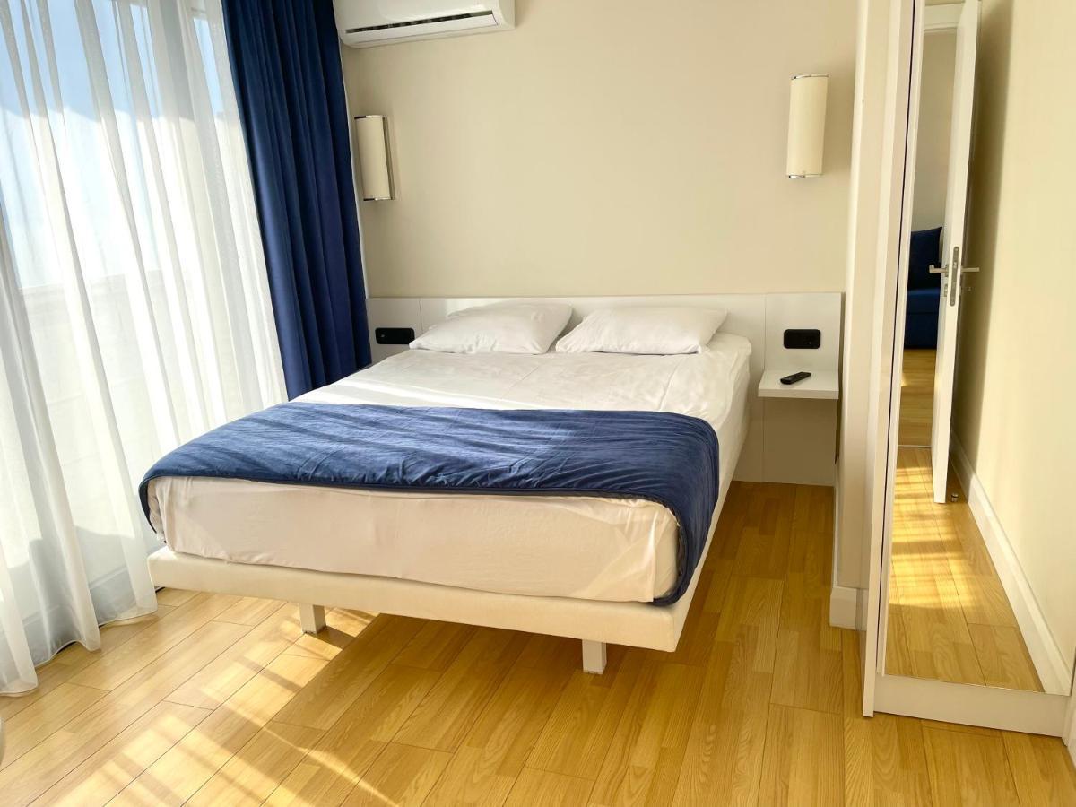 Hellobatumi Aparthotel Kültér fotó