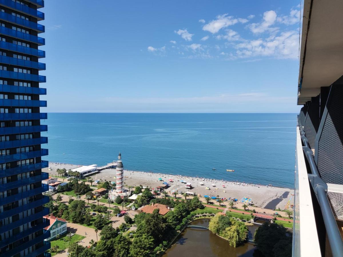 Hellobatumi Aparthotel Kültér fotó
